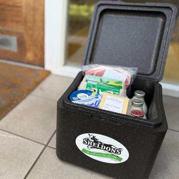  Milk Cool Box with handle